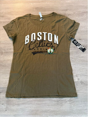 Women's G-III 4Her Boston Celtics Graphic Tee Olive XL